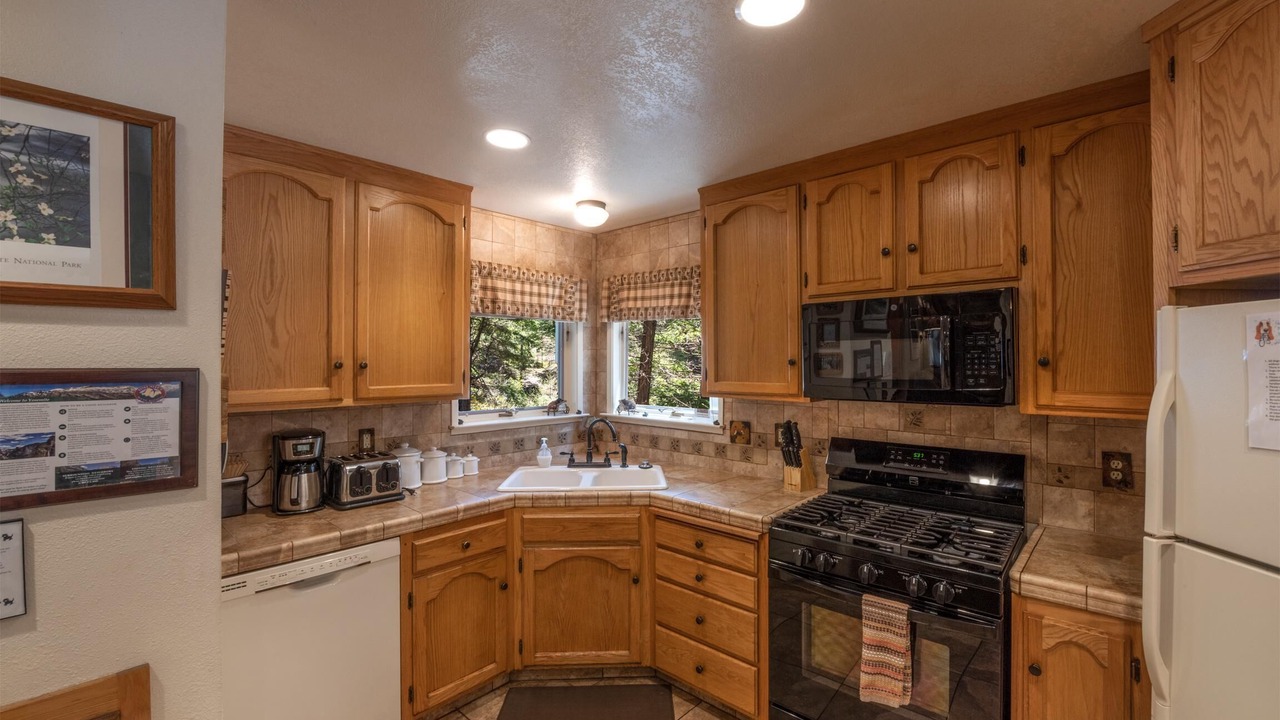 Photo of Kitchen in North Wawona