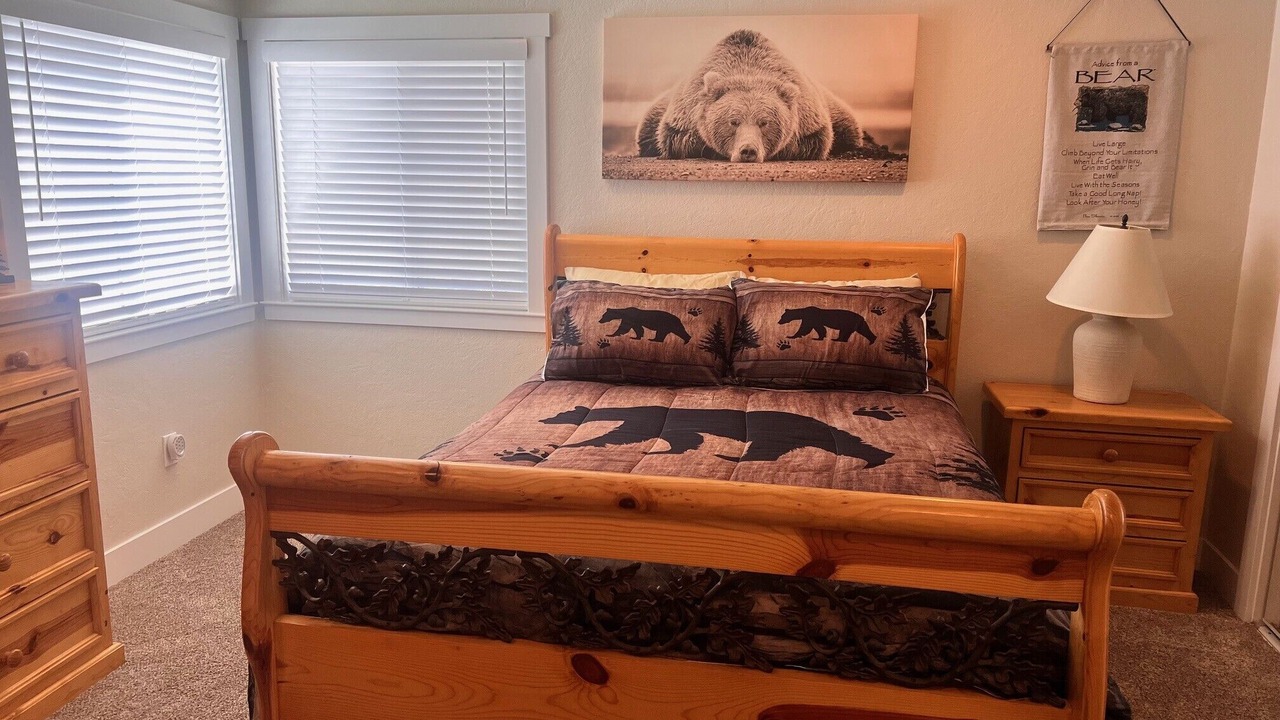 Photo of Bedroom in Tahoe Keys