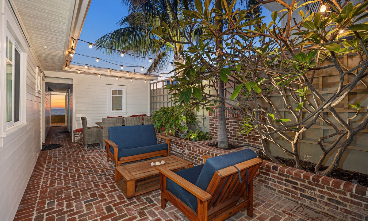 Photo of Patio Balcony in Capistrano Beach