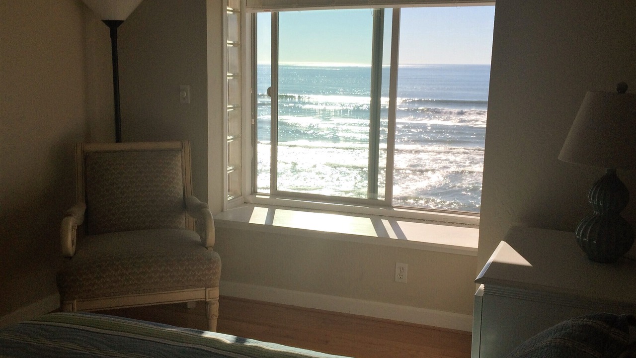 Photo of Bedroom in La Selva Beach