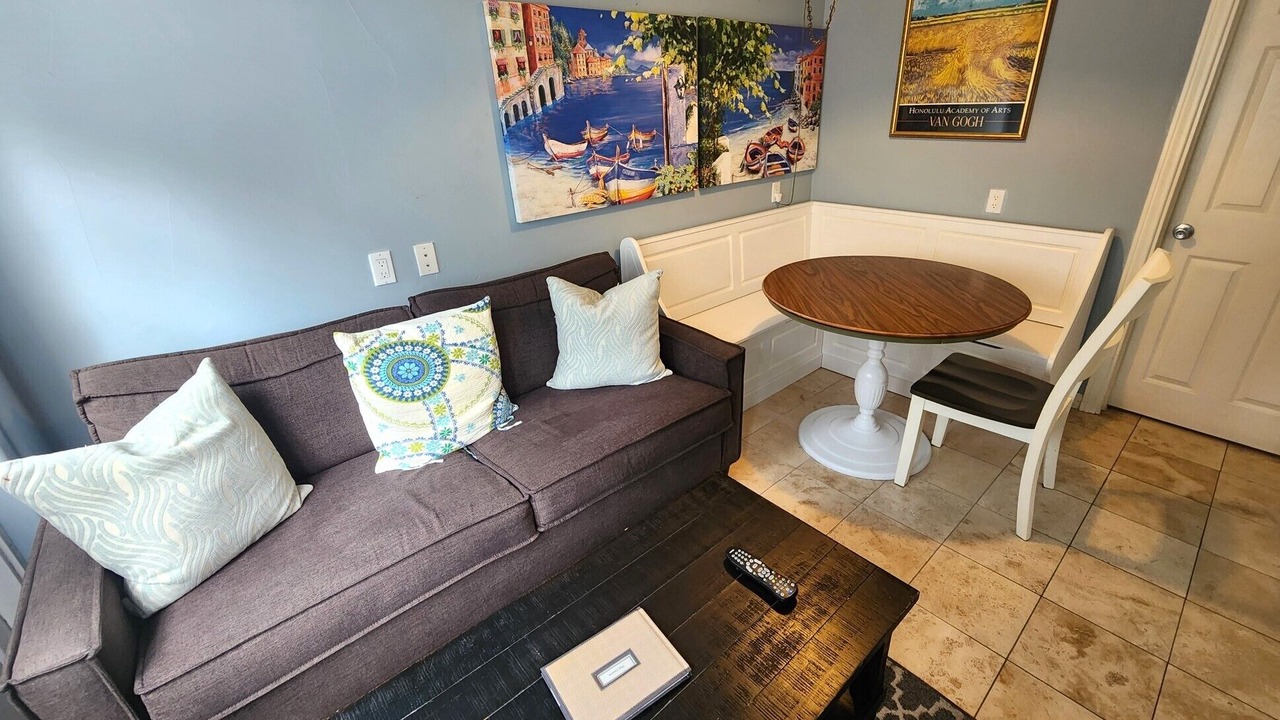 Photo of Livingroom in Avalon