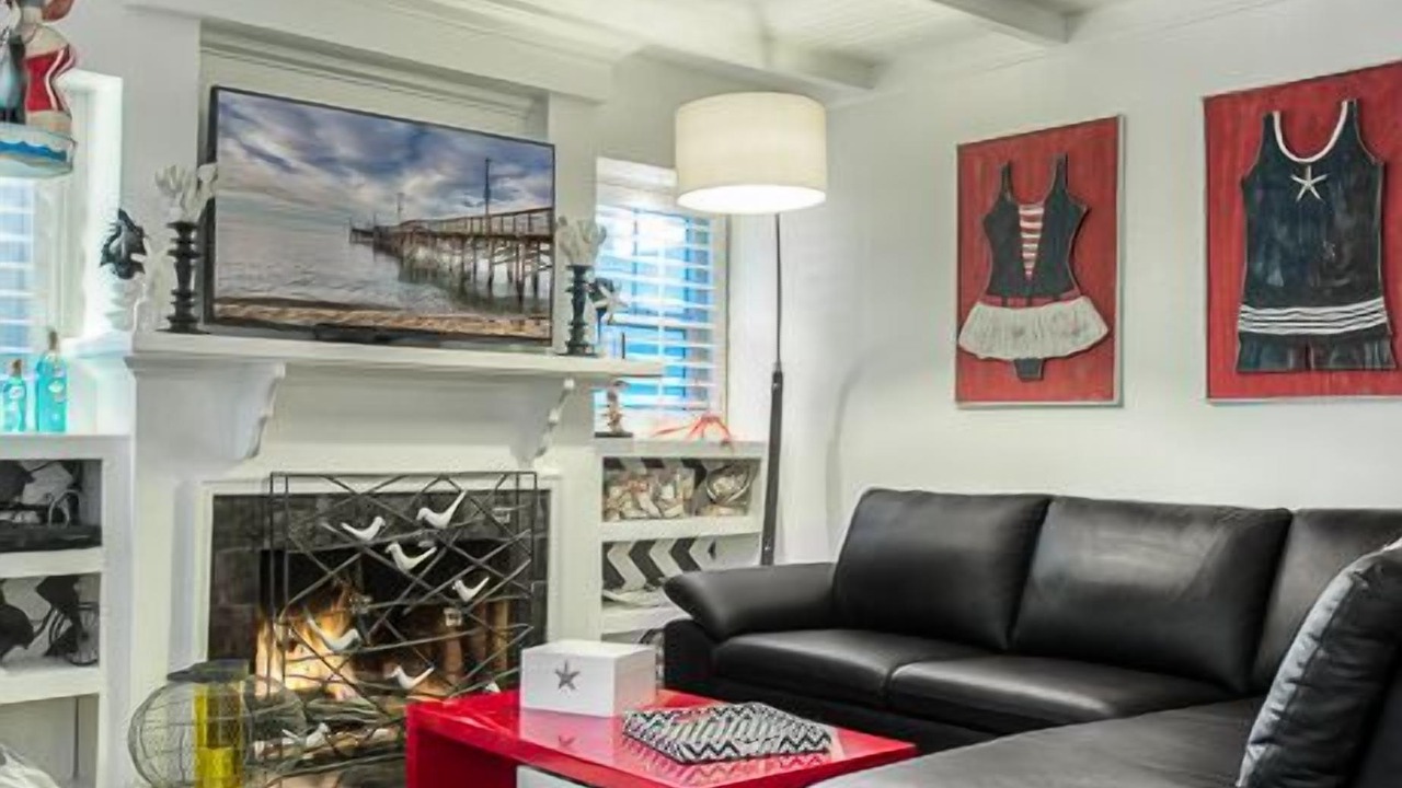 Photo of Bedroom in Balboa Peninsula