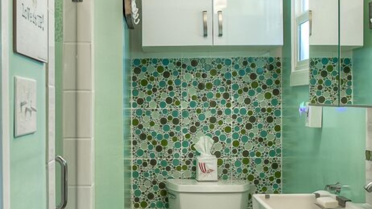 Photo of Bathroom in Balboa Peninsula