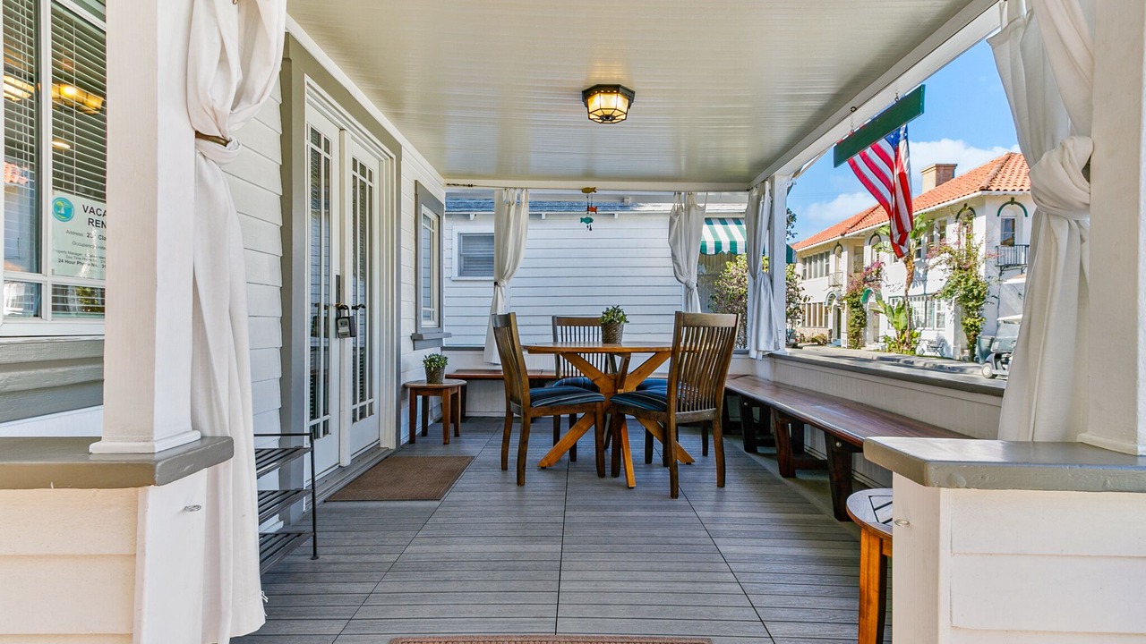 Photo of Outdoor in Avalon