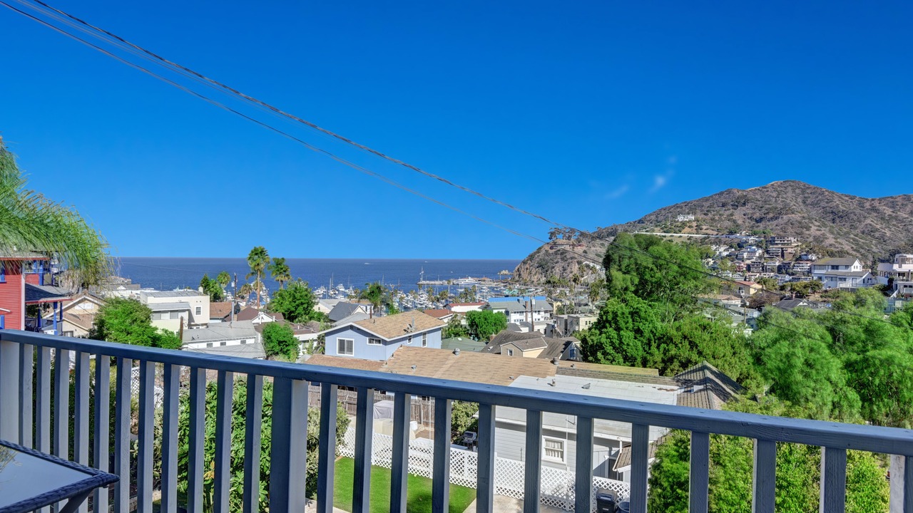 Photo of Patio Balcony in Avalon