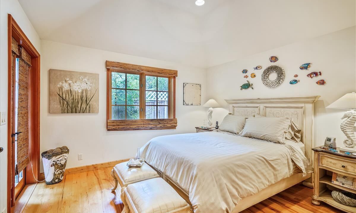 Photo of Bedroom in Northeast Carmel