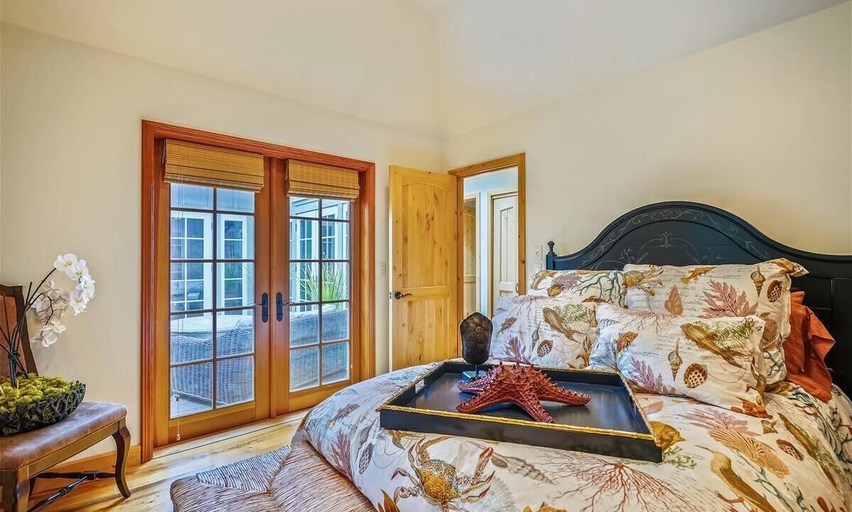 Photo of Bedroom in Northeast Carmel