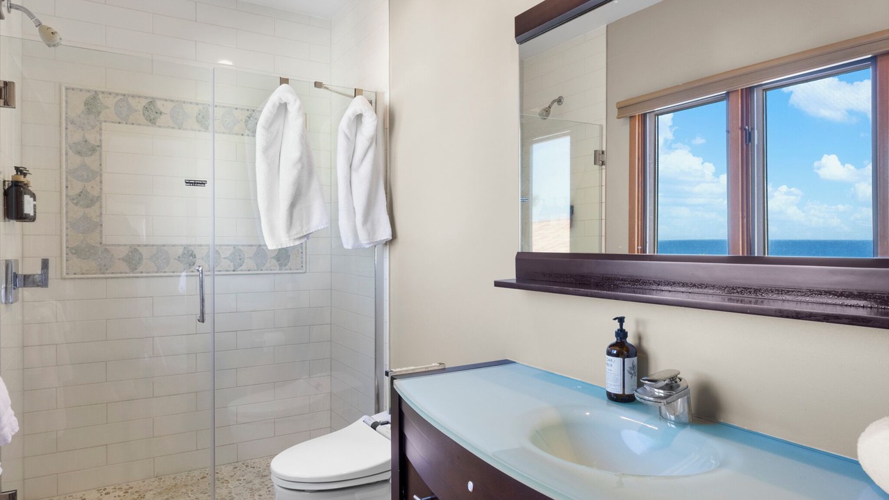Photo of Bathroom in Avalon