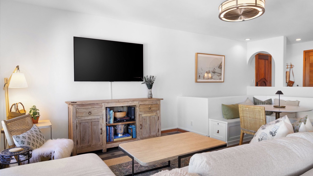 Photo of Bedroom in Avalon