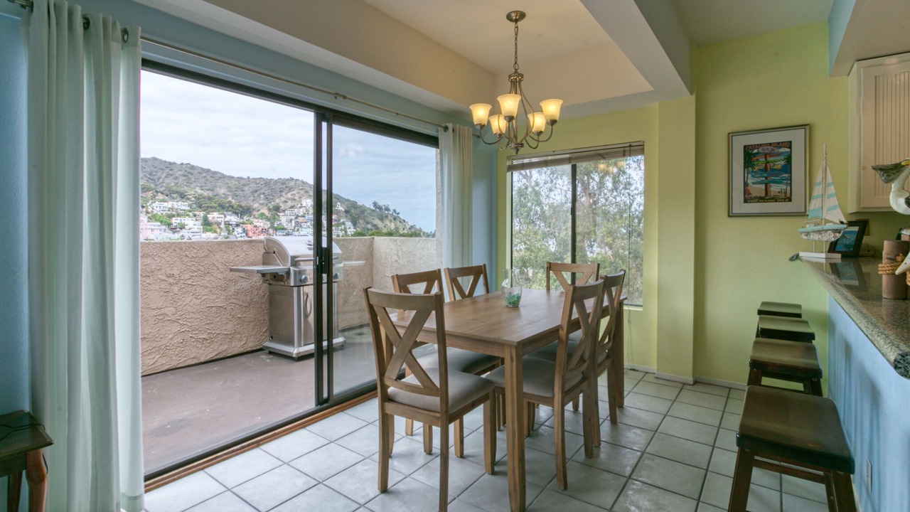 Photo of Bedroom in Avalon