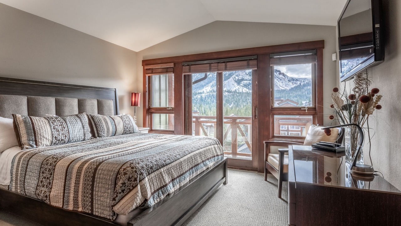 Photo of Bedroom in Mammoth Lakes