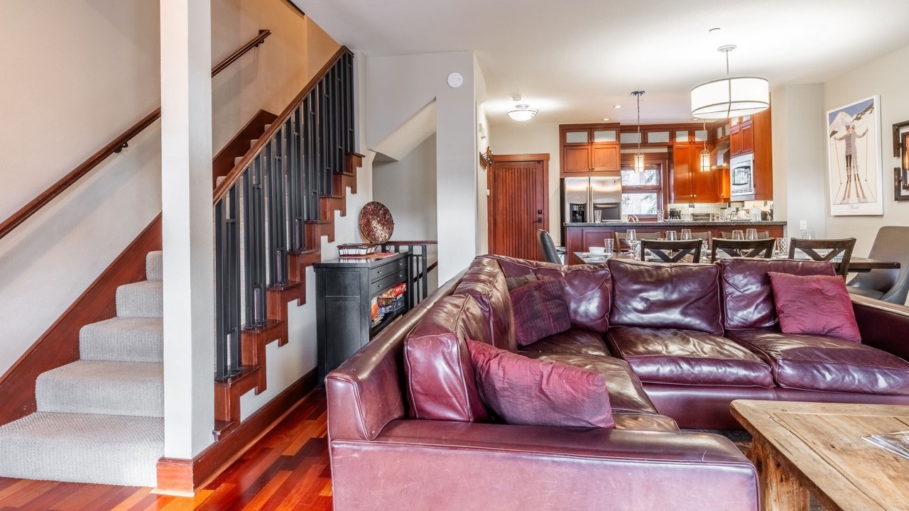 Photo of Livingroom in Mammoth Lakes