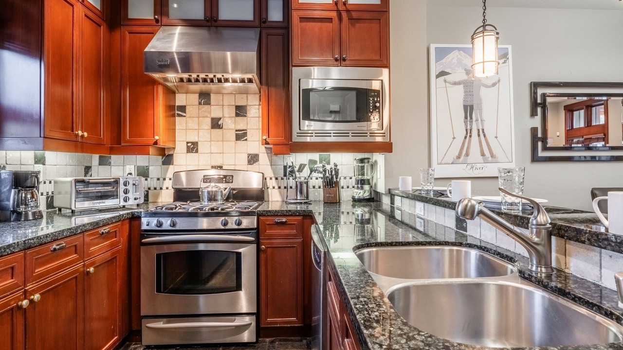 Photo of Kitchen in Mammoth Lakes