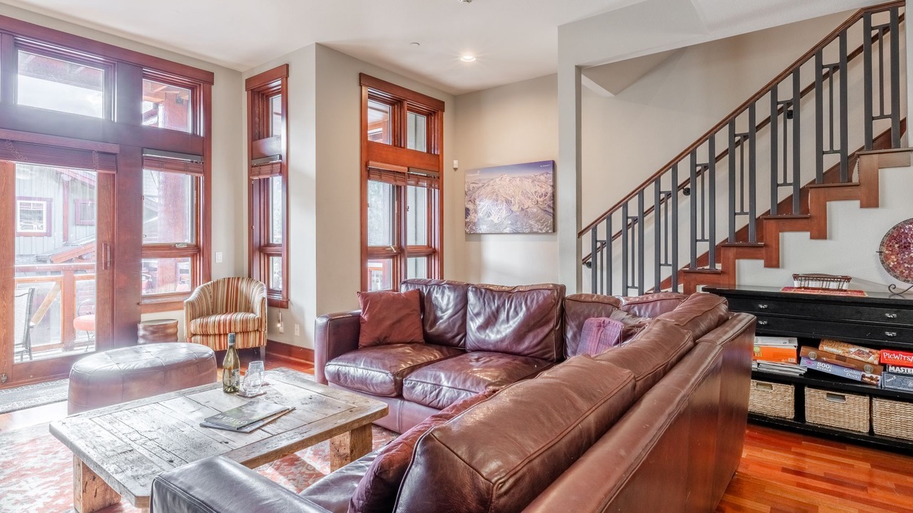 Photo of Livingroom in Mammoth Lakes