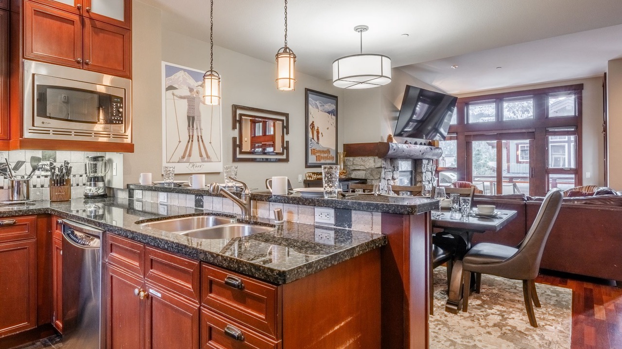 Photo of Kitchen in Mammoth Lakes