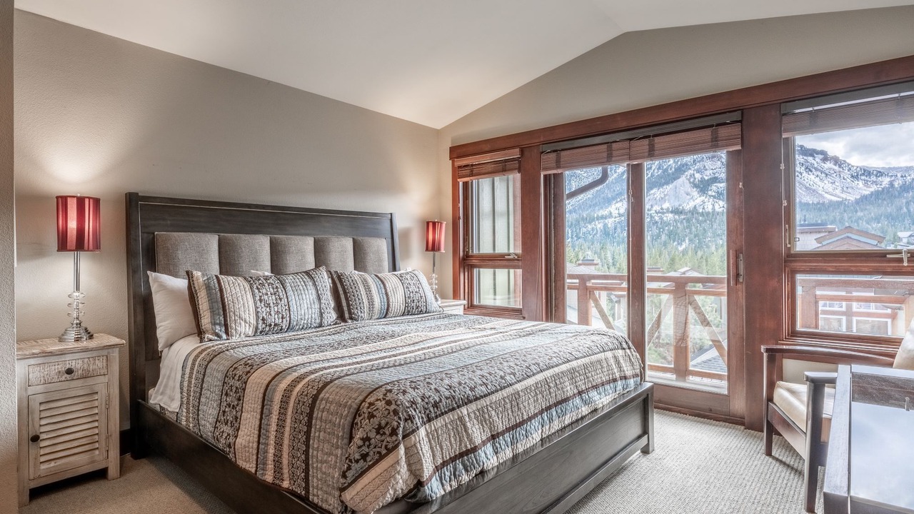 Photo of Bedroom in Mammoth Lakes