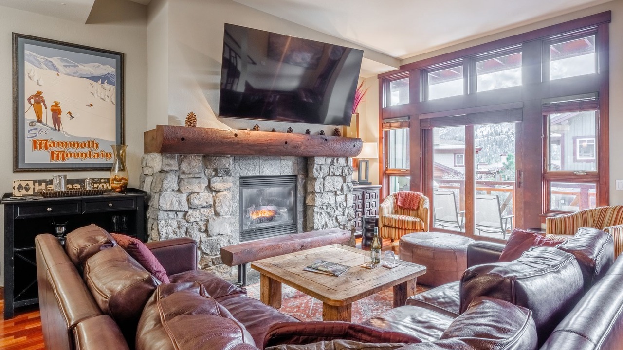 Photo of Livingroom in Mammoth Lakes