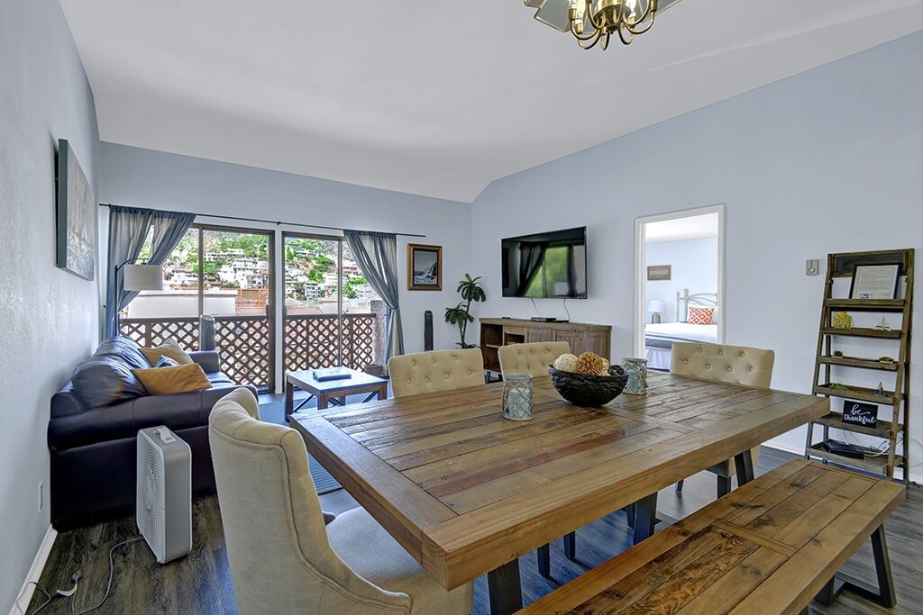 Photo of Bedroom in Avalon