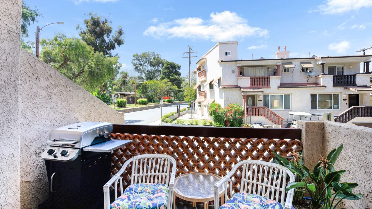 Photo of Patio Balcony in Avalon