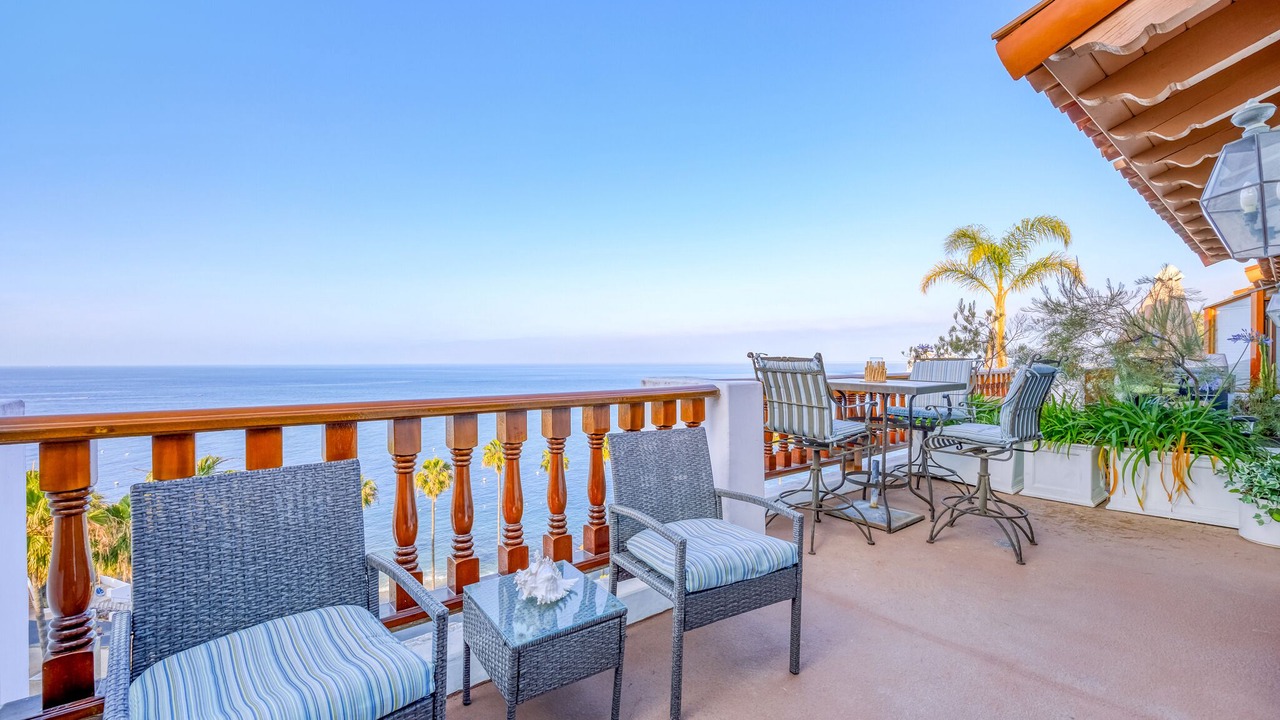 Photo of Patio Balcony in Avalon