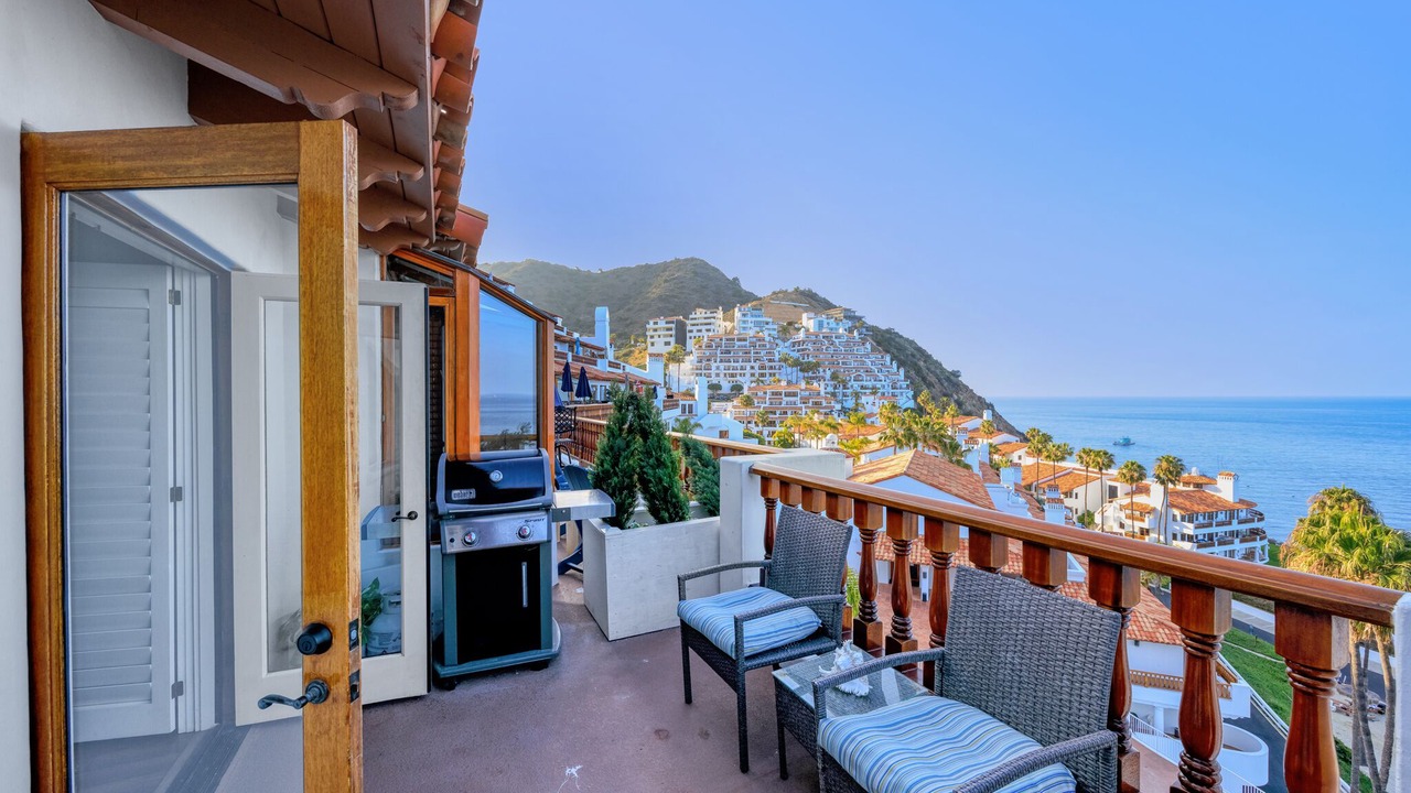 Photo of Patio Balcony in Avalon