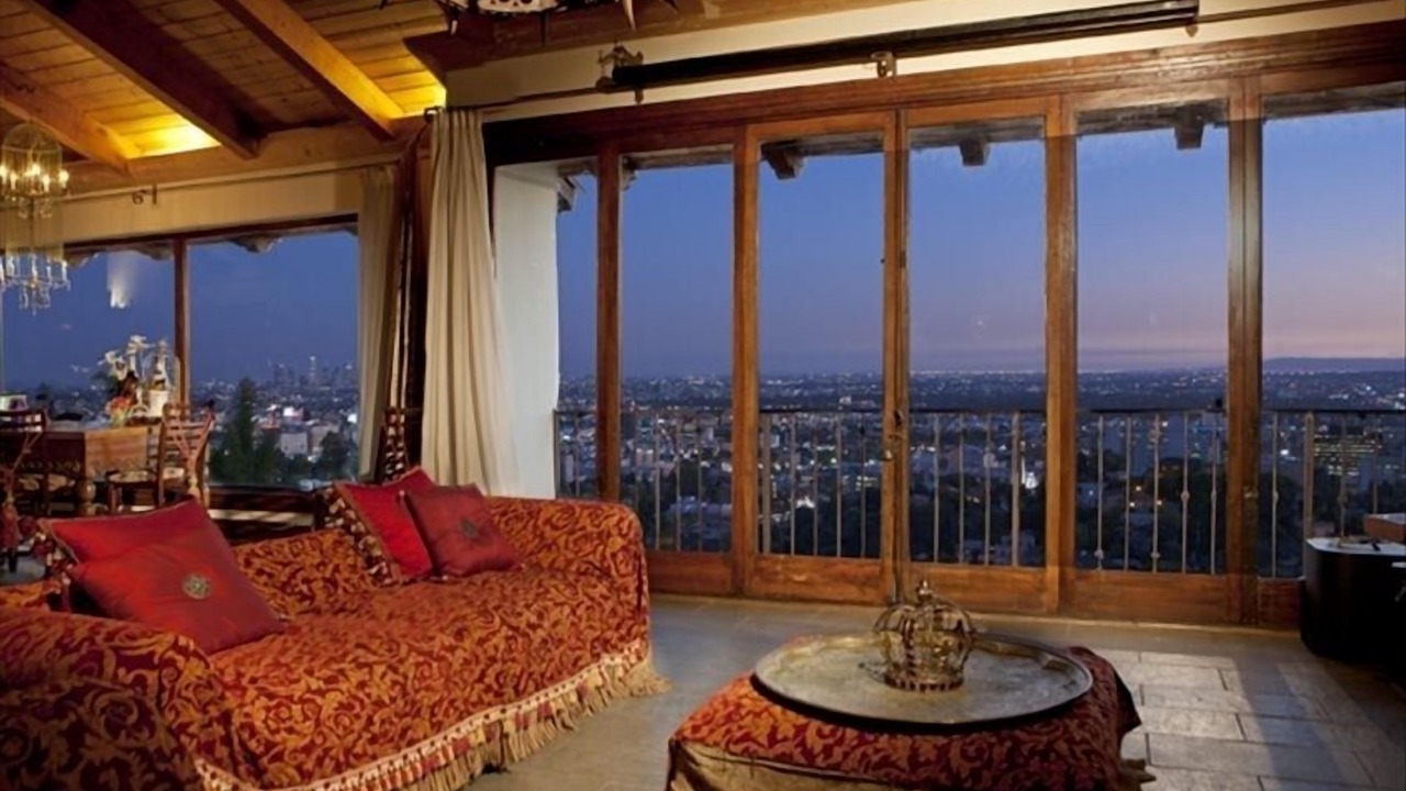 Photo of Bedroom in Hollywood Heights