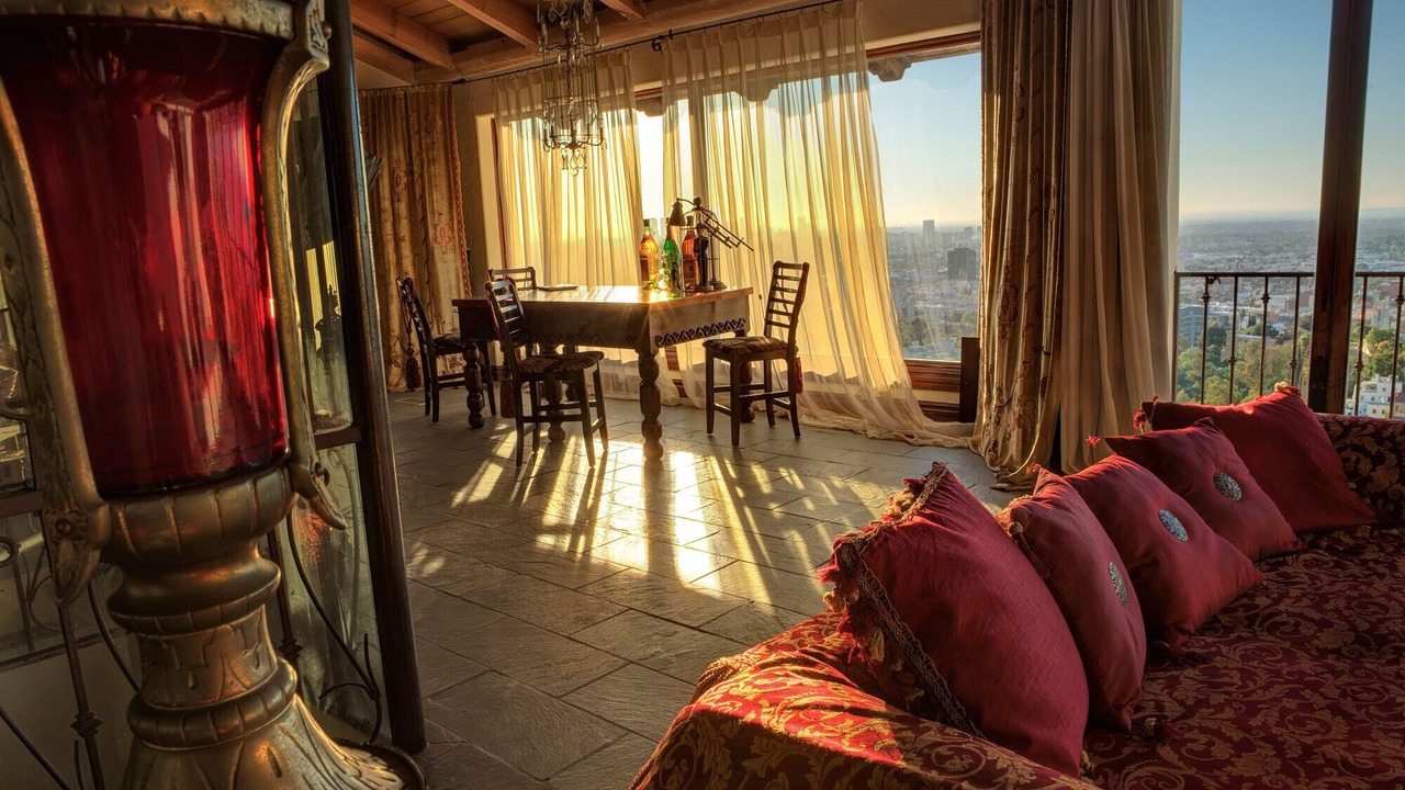 Photo of Bedroom in Hollywood Heights