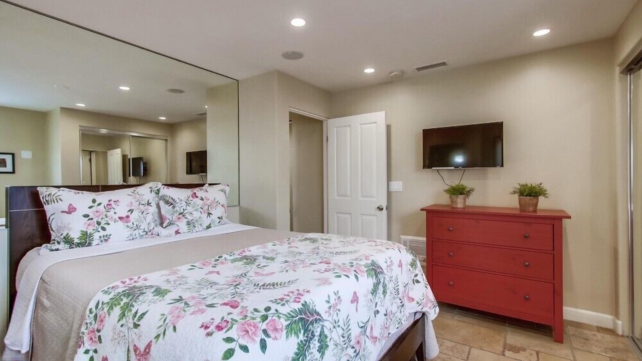 Photo of Bedroom in San Diego