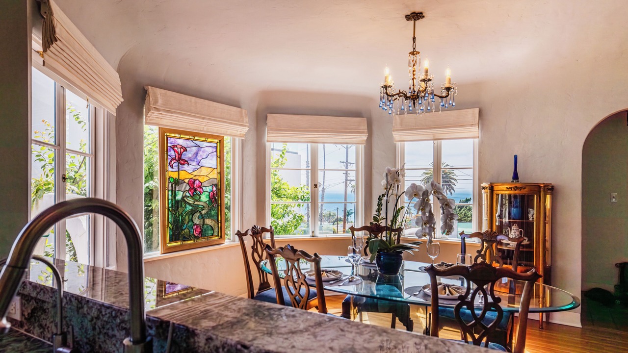 Photo of Bedroom in Sunset Cliffs