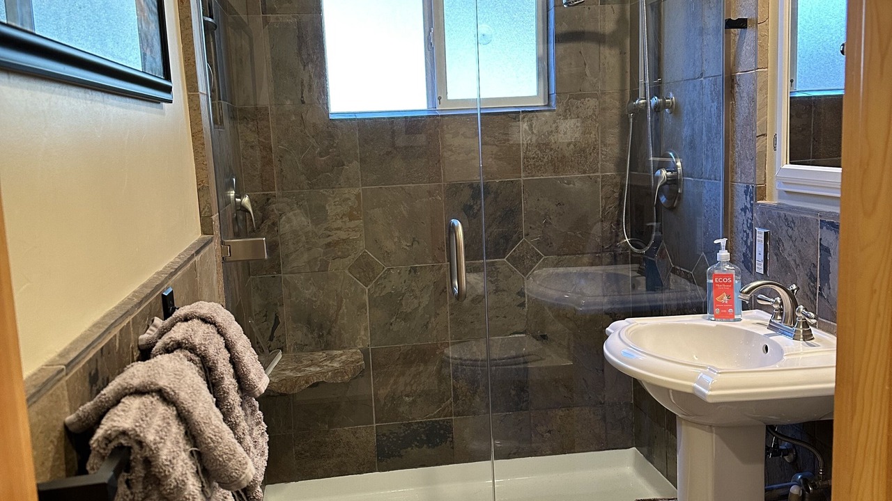 Photo of Bathroom in Sunnyside