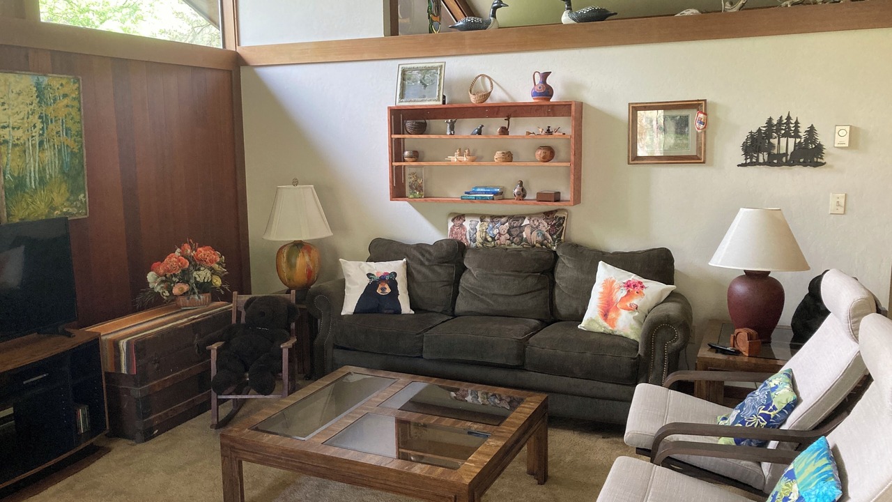 Photo of Livingroom in Graeagle