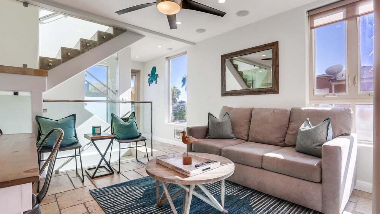 Photo of Livingroom in San Diego