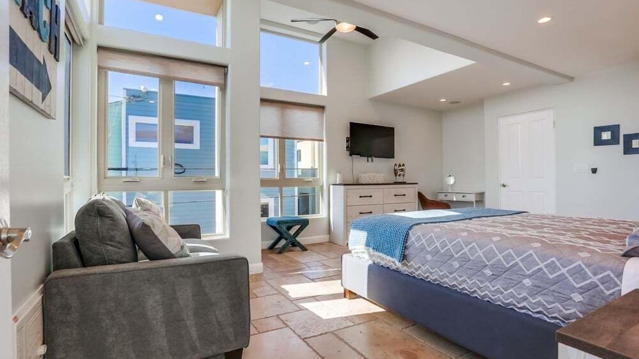 Photo of Bedroom in San Diego