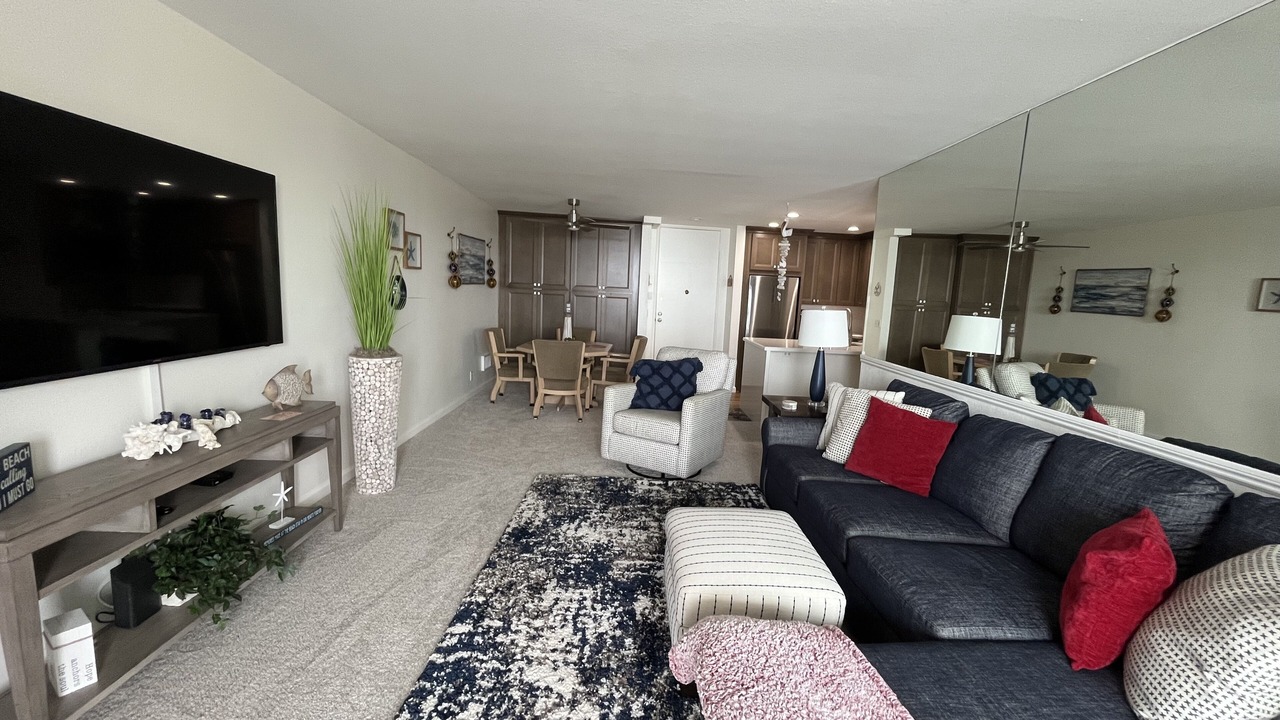 Photo of Livingroom in Townsite