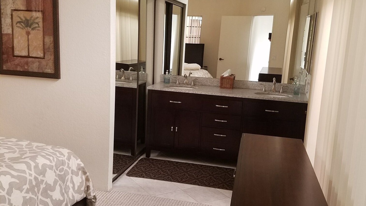 Photo of Bedroom in Palm Desert