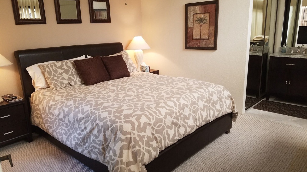 Photo of Bedroom in Palm Desert