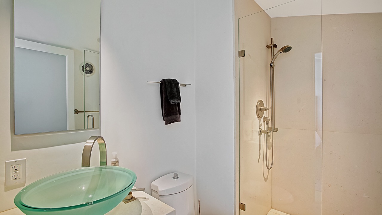 Photo of Bathroom in Summerland