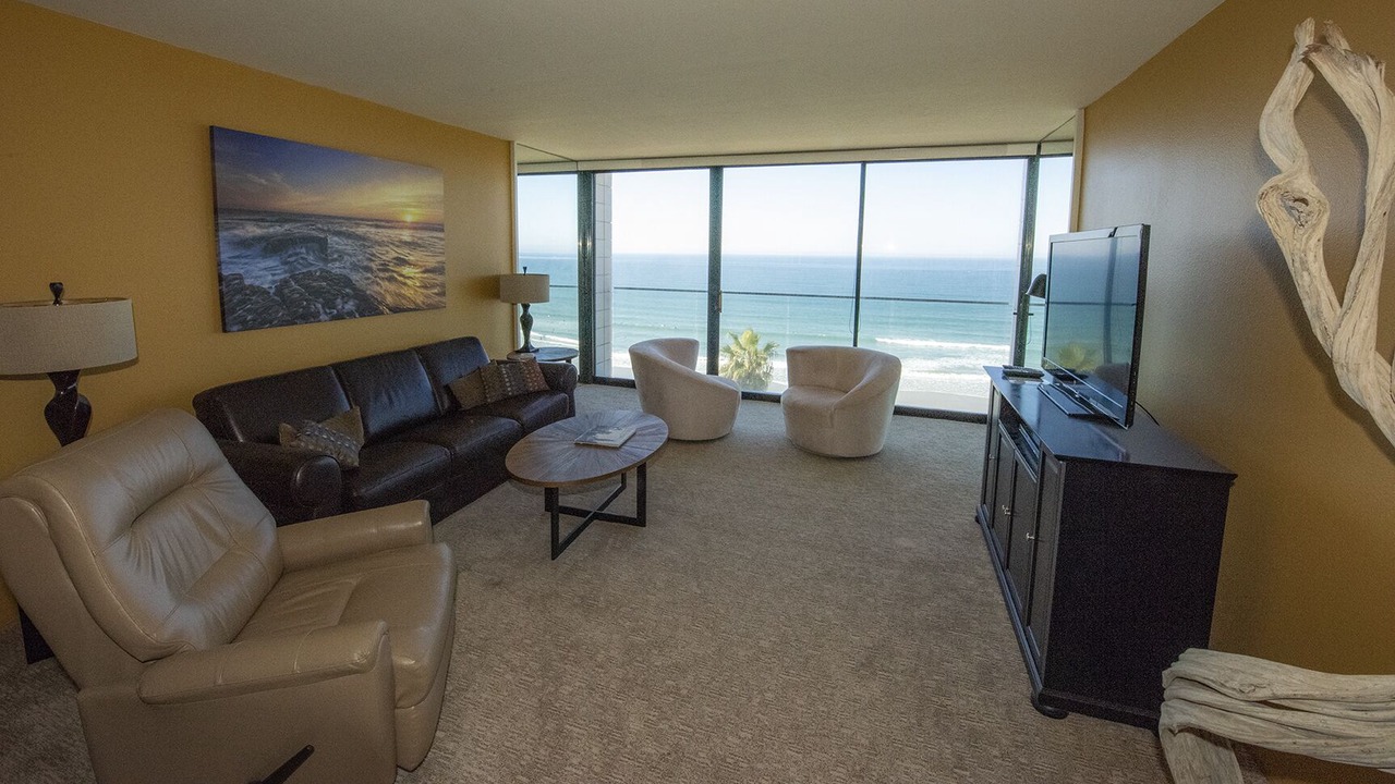 Photo of Livingroom in North Pacific Beach