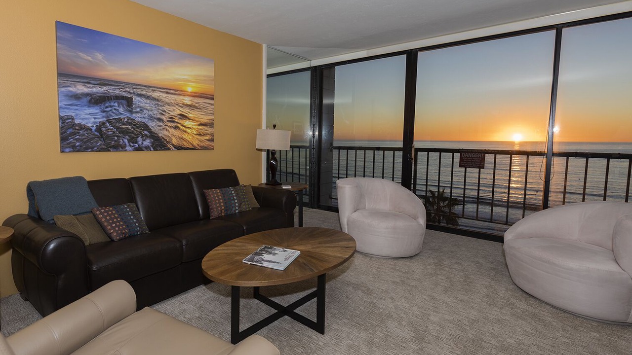 Photo of Livingroom in North Pacific Beach