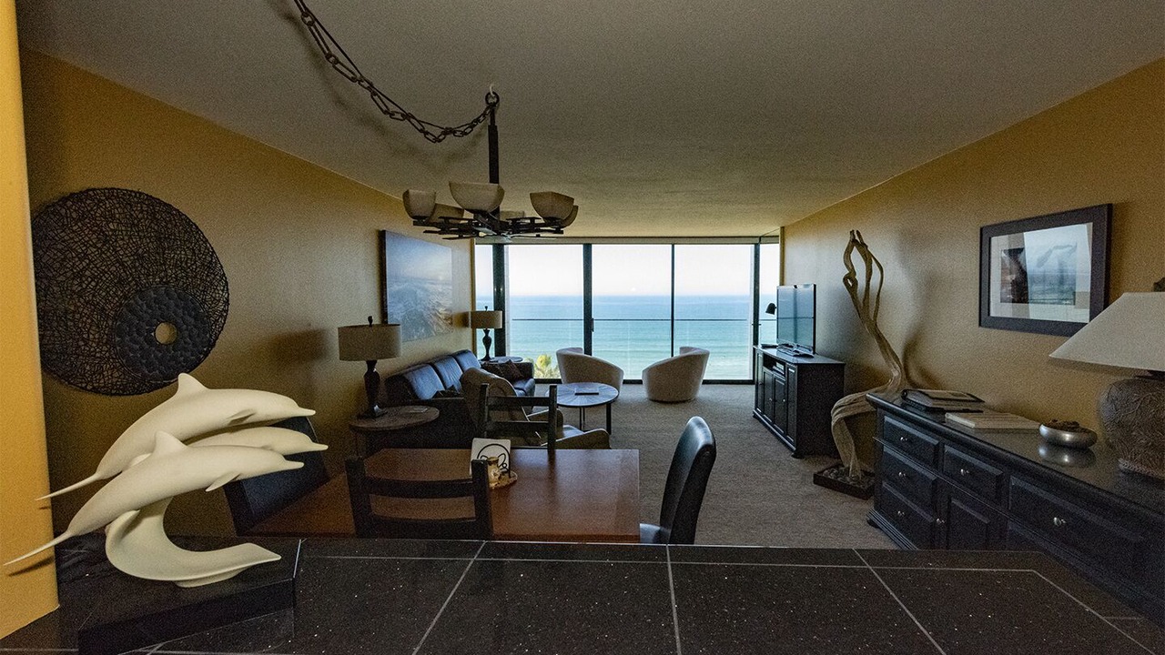 Photo of Livingroom in North Pacific Beach