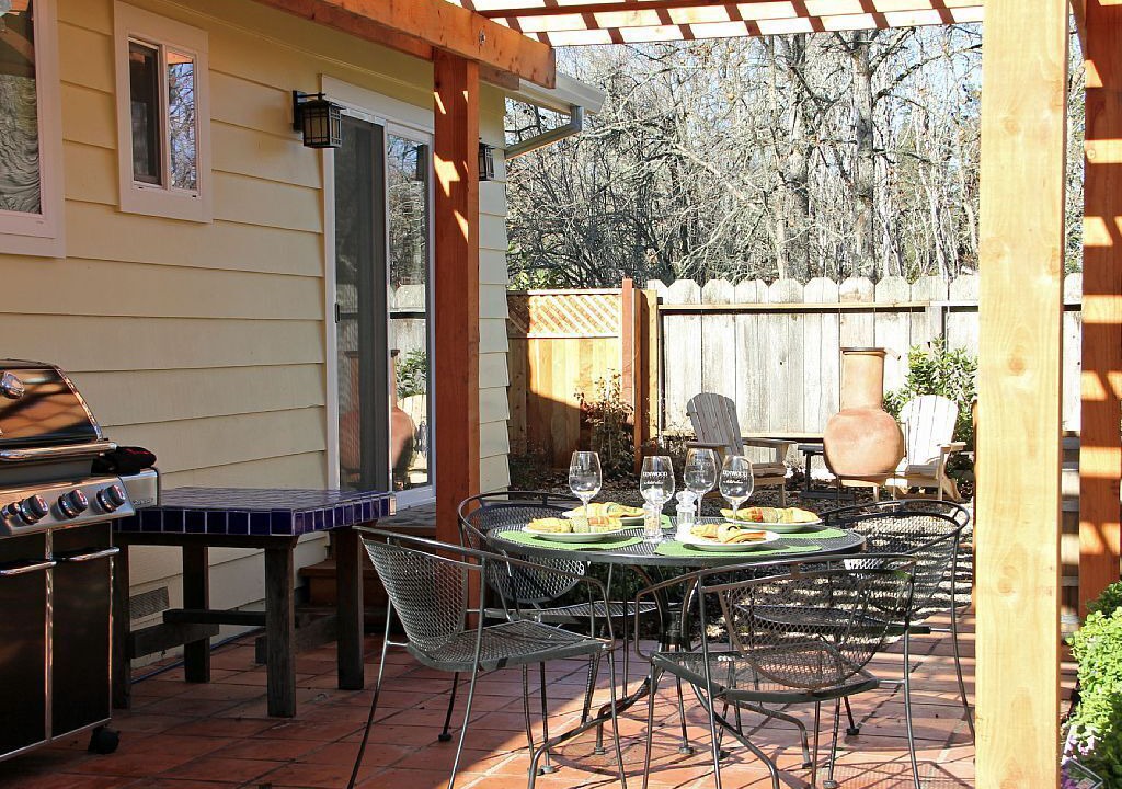 Photo of Outdoor in Kenwood