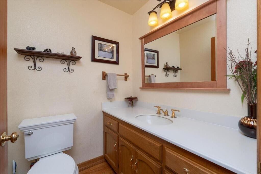 Photo of Bathroom in North Wawona