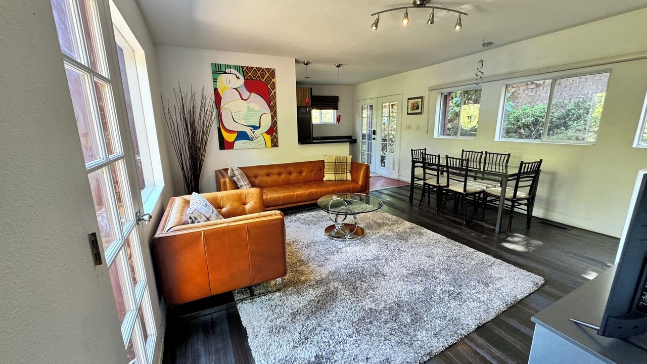 Photo of Livingroom in Hillcrest
