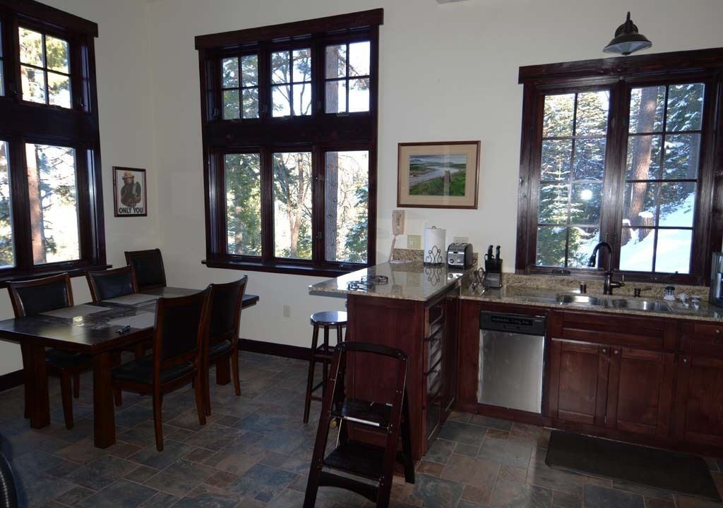 Photo of Bedroom in Yosemite West