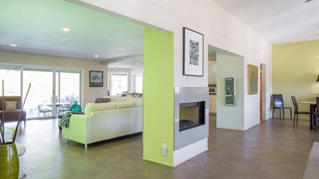Photo of Livingroom in Deepwell Estates