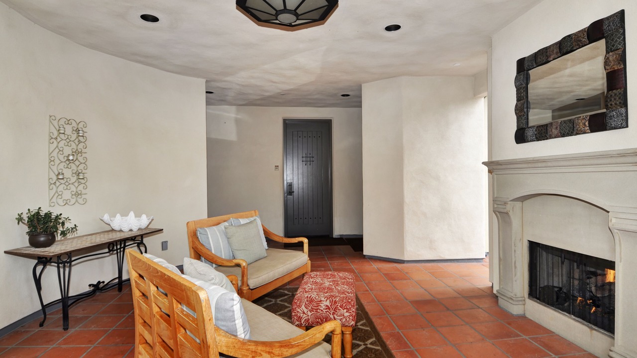 Photo of Livingroom in Rancho Palos Verdes