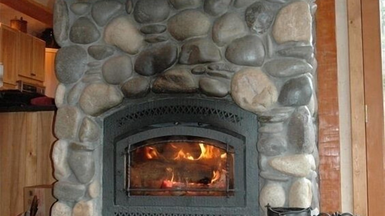 Photo of Livingroom in Fallen Leaf