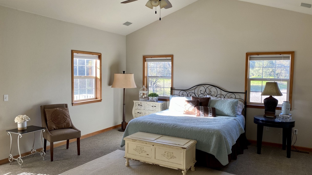 Photo of Livingroom in Lotus