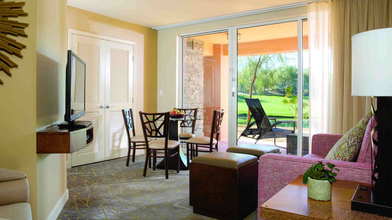 Photo of Livingroom in Palm Desert
