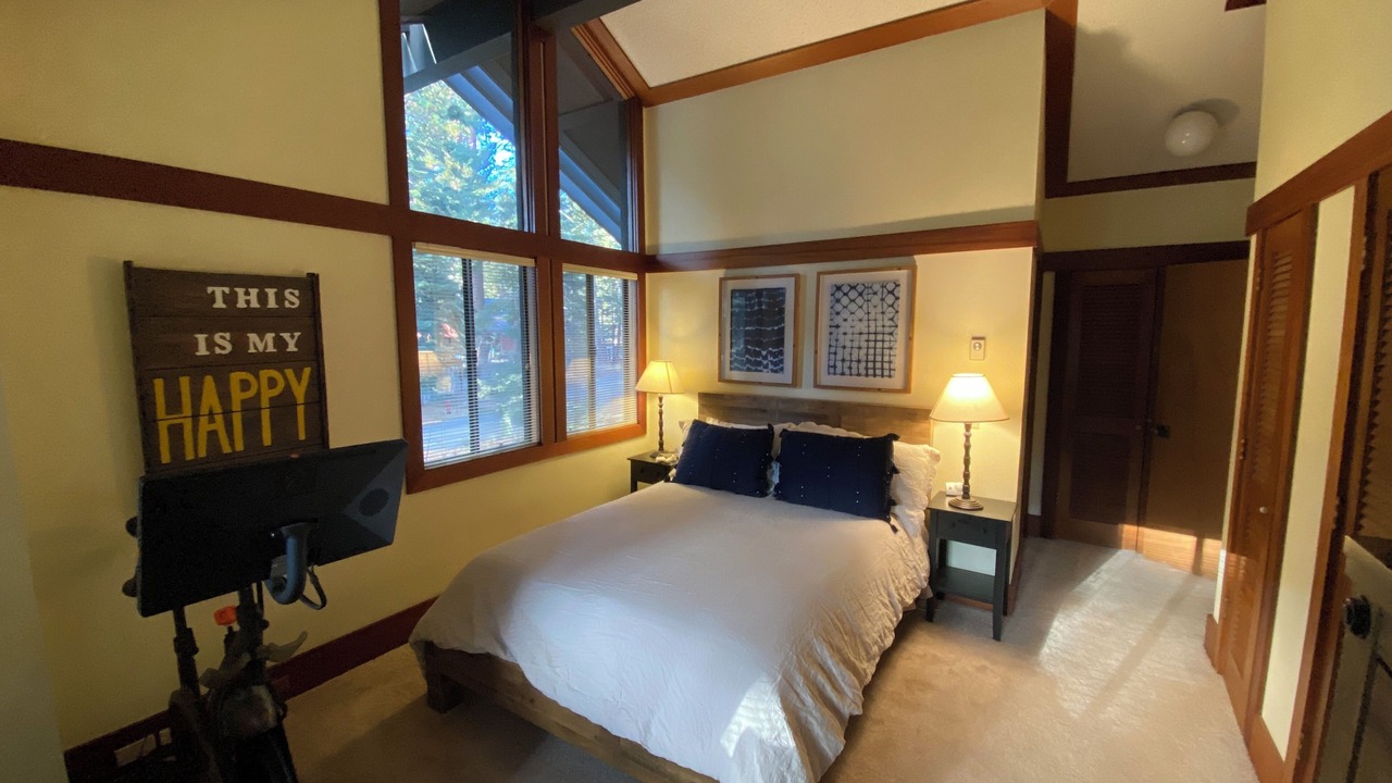 Photo of Bedroom in Tahoe Sierra Estates